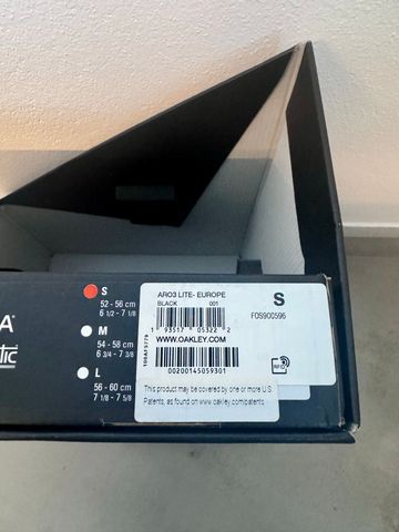 Tweedehands Oakley ARO3 Lite Helmet bike — afbeelding 4 van 4