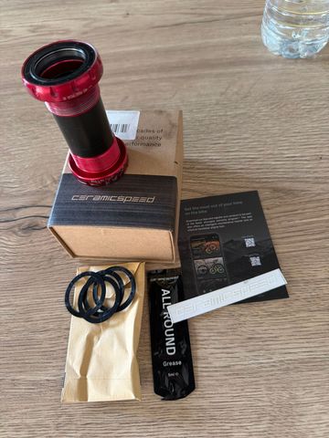 Used Ceramicspeed Bottom Bracket 2026 bike — image 2 of 3