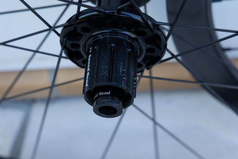 Used Giant SLR1 Carbon Road Wheels 2023 bike — image 3 of 4