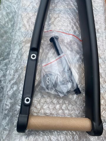 Używany Sample Fourche vélo route Disc carbone ud bike — zdjęcie 6 z 6