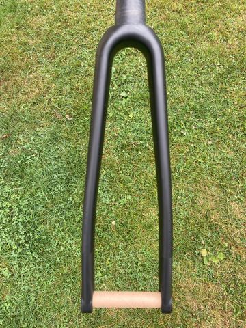 Używany Sample Fourche vélo route Disc carbone ud bike — zdjęcie 3 z 6