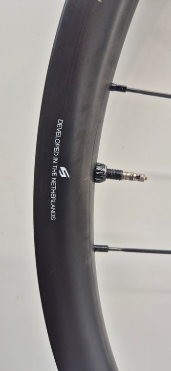 Used Scope R3 Front Wheel 2024 bike — image 6 of 6