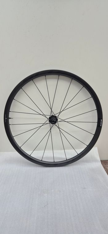 Used Scope R3 Front Wheel 2024 bike — image 4 of 6