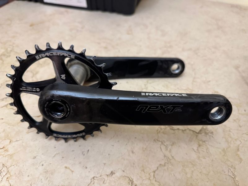 Race Face Next SL Crank Drivetrain & Pedals usato