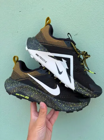 Used Nike Reactx Wildhorse 10 Running Shoes