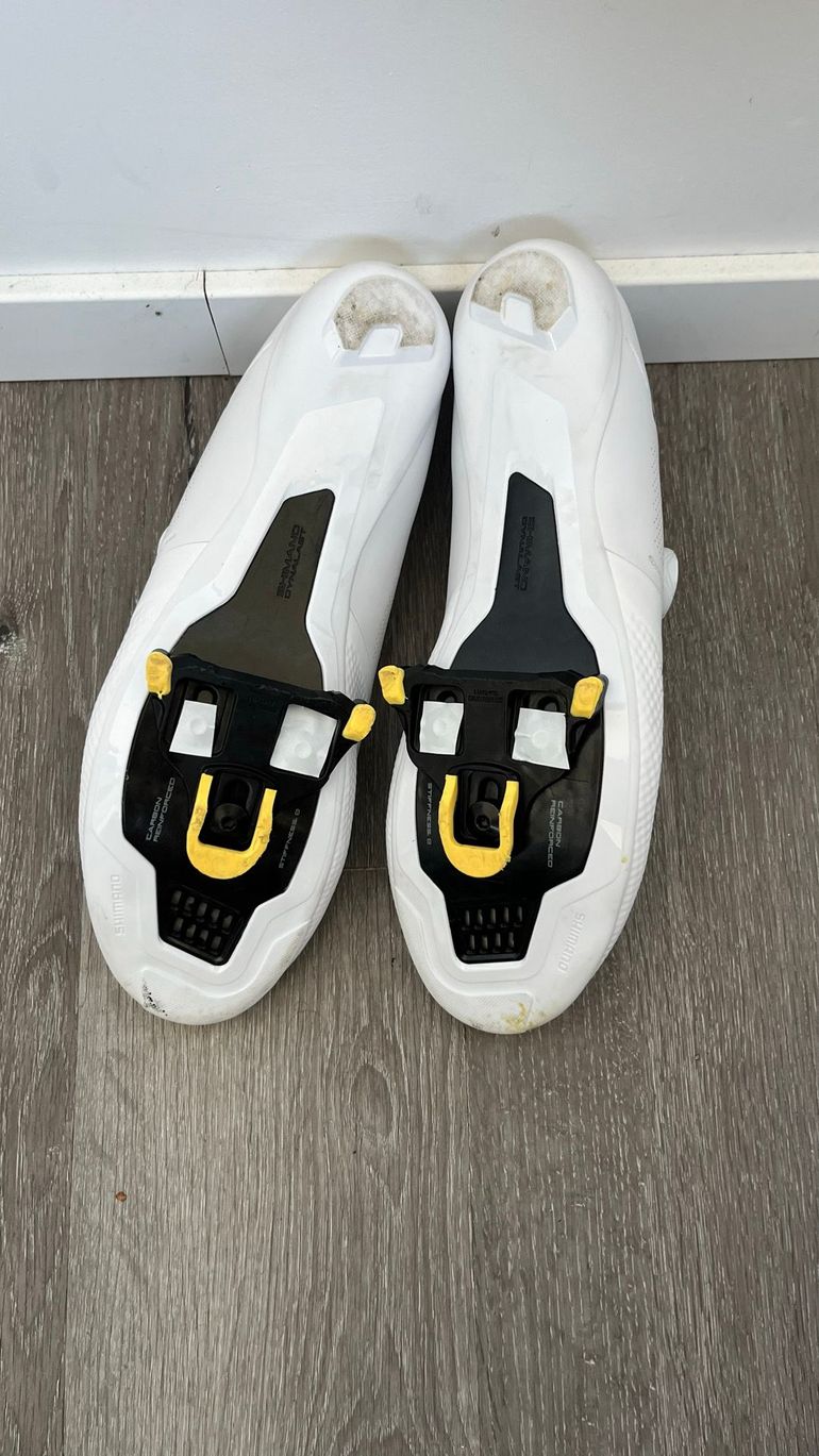 Shimano RC5 Road Cycling Shoes | buycycle