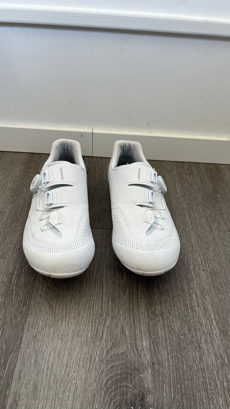 Shimano RC5 Road Cycling Shoes | buycycle