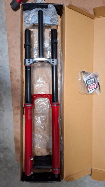 Used RockShox Boxxer Ultimate bike — image 2 of 6