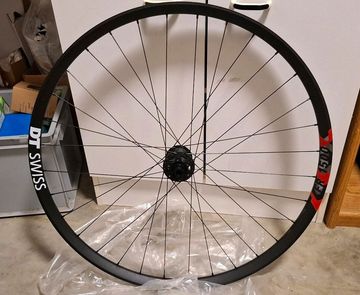 Brugt Dt Swiss FR 1500 bike — billede 1 af 4