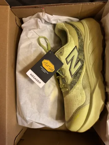 Used New Balance Hierro Running Shoes