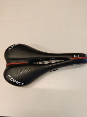 Force Saddle Force Press black Saddle Saddles & Seatposts d'occasion