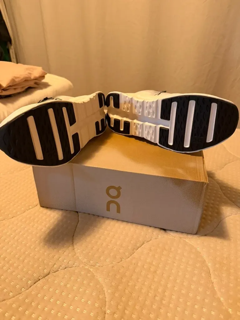 Used On Running Cloud bike — image 4 of 5