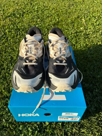 Used Hoka Speedgoat 7 Running Shoes