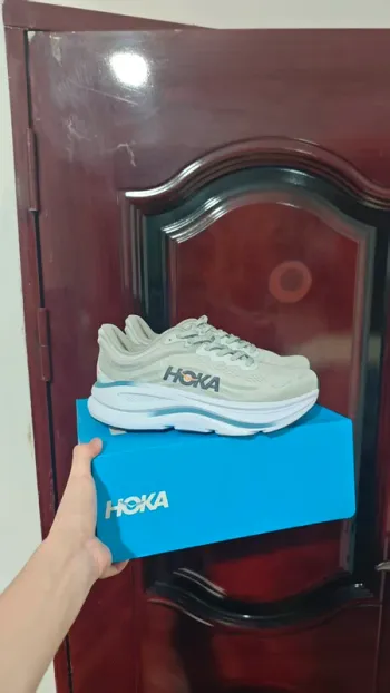 Used Hoka Bondi 9 Running Shoes