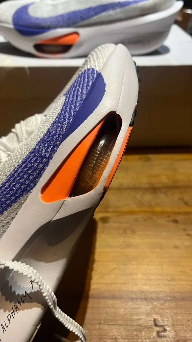 Used Nike Alphafly 3 bike — image 9 of 10