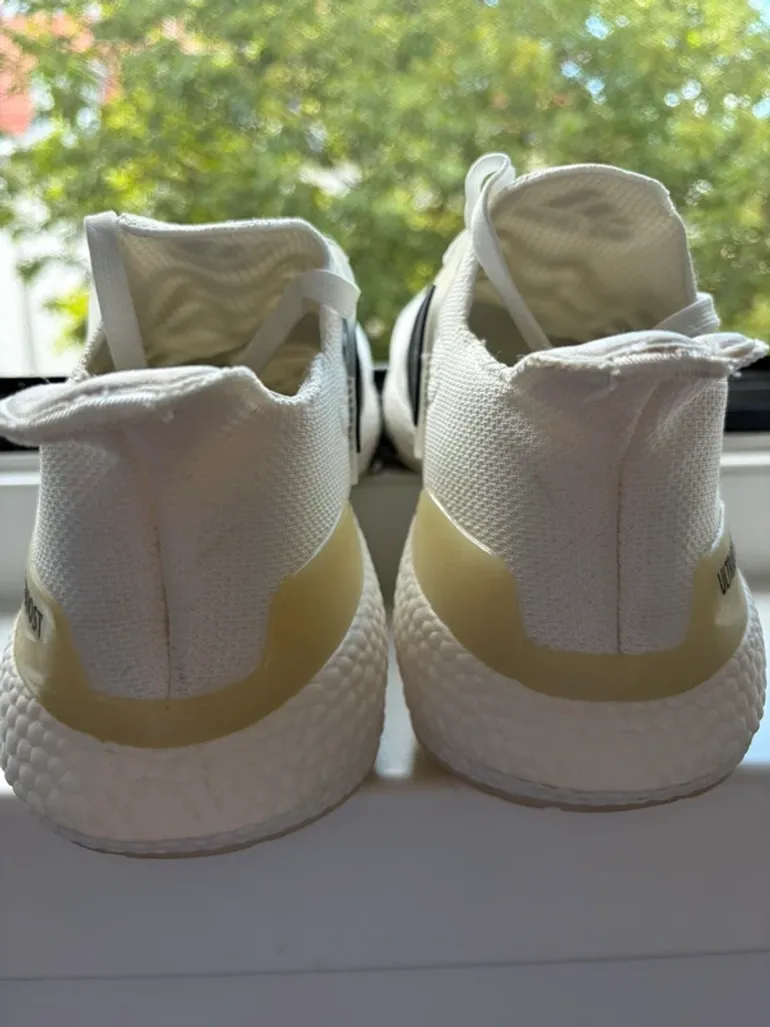 Used Adidas UltraBoost 21 bike — image 2 of 10