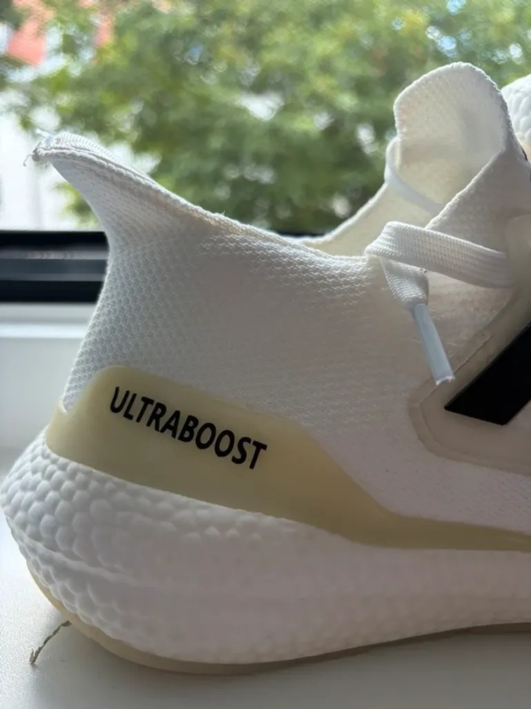 Used Adidas UltraBoost 21 bike — image 8 of 10