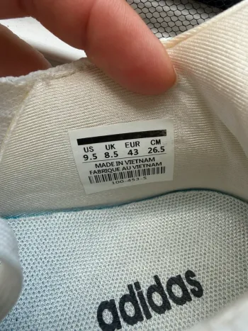 Used Adidas UltraBoost 21 bike — image 4 of 10