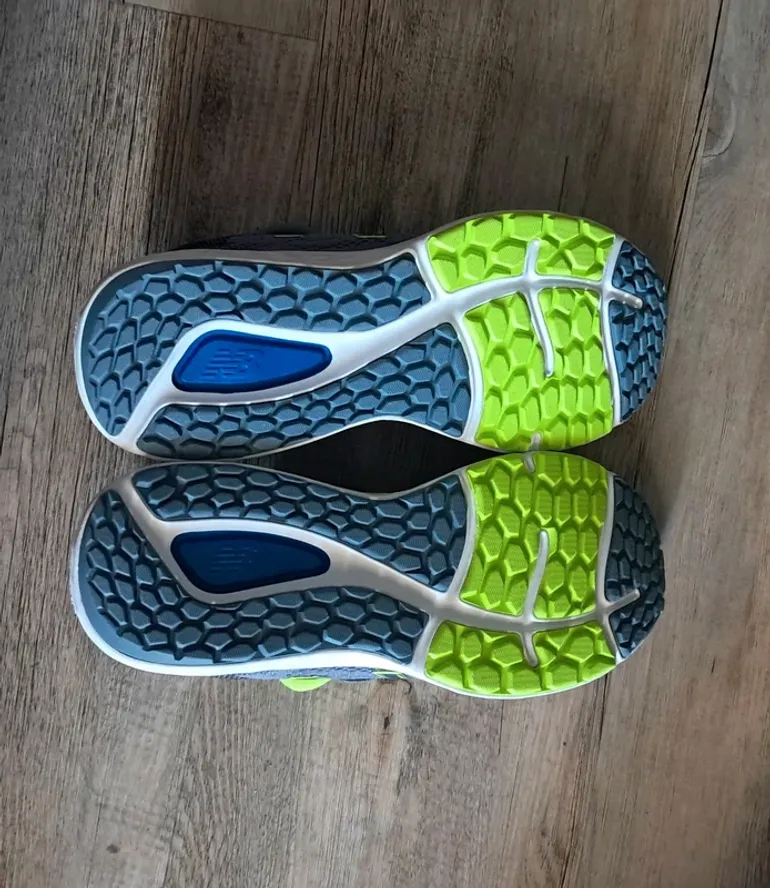 Brugt New Balance Sportschuhe Herren 42 bike — billede 5 af 6