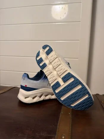 Gebrauchtes On Running On Shoes Size 42 bike — Bild 3 von 3