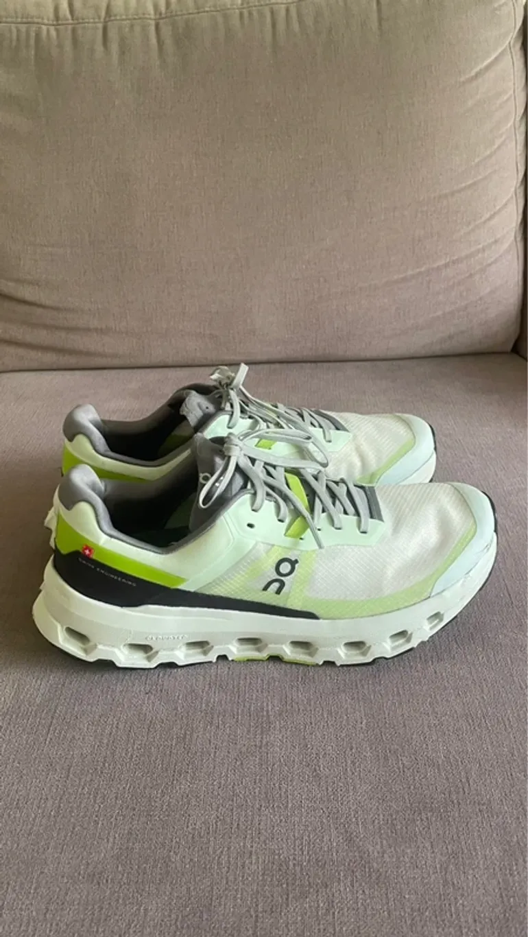 Used Asics Cloud Vista 2 bike — image 2 of 10