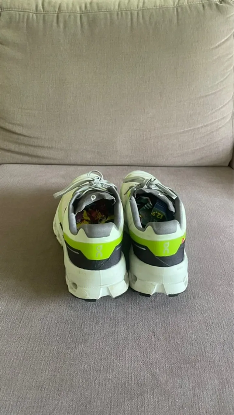 Used Asics Cloud Vista 2 bike — image 3 of 10