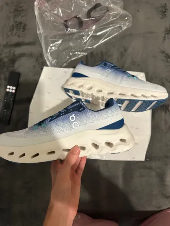 Premium Cloudmonster Running Shoes d'occasion