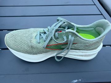 Used Brooks Hyperion Elite 2022 bike — image 3 of 5