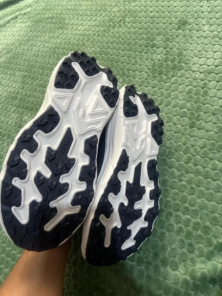 Used Hoka Challenger 8 bike — image 5 of 5