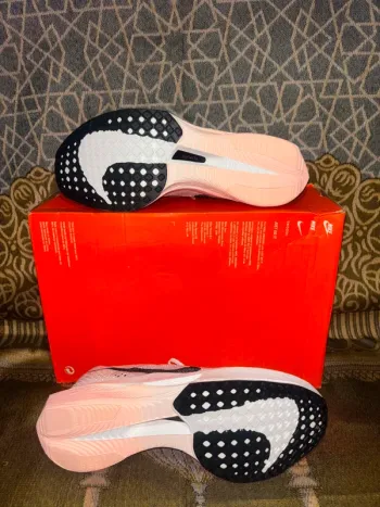 Used Nike Vaporfly Next 3 bike — image 4 of 15