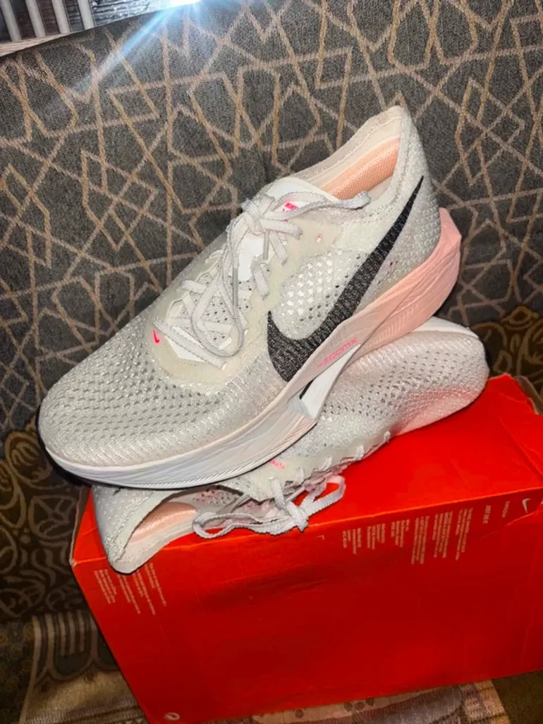 Used Nike Vaporfly Next 3 bike — image 8 of 15