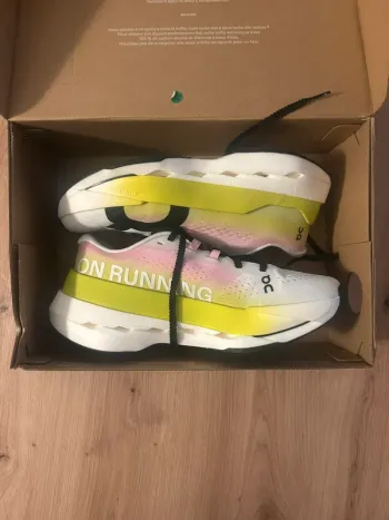 On Running Cloudboom Max Running Shoes d'occasion