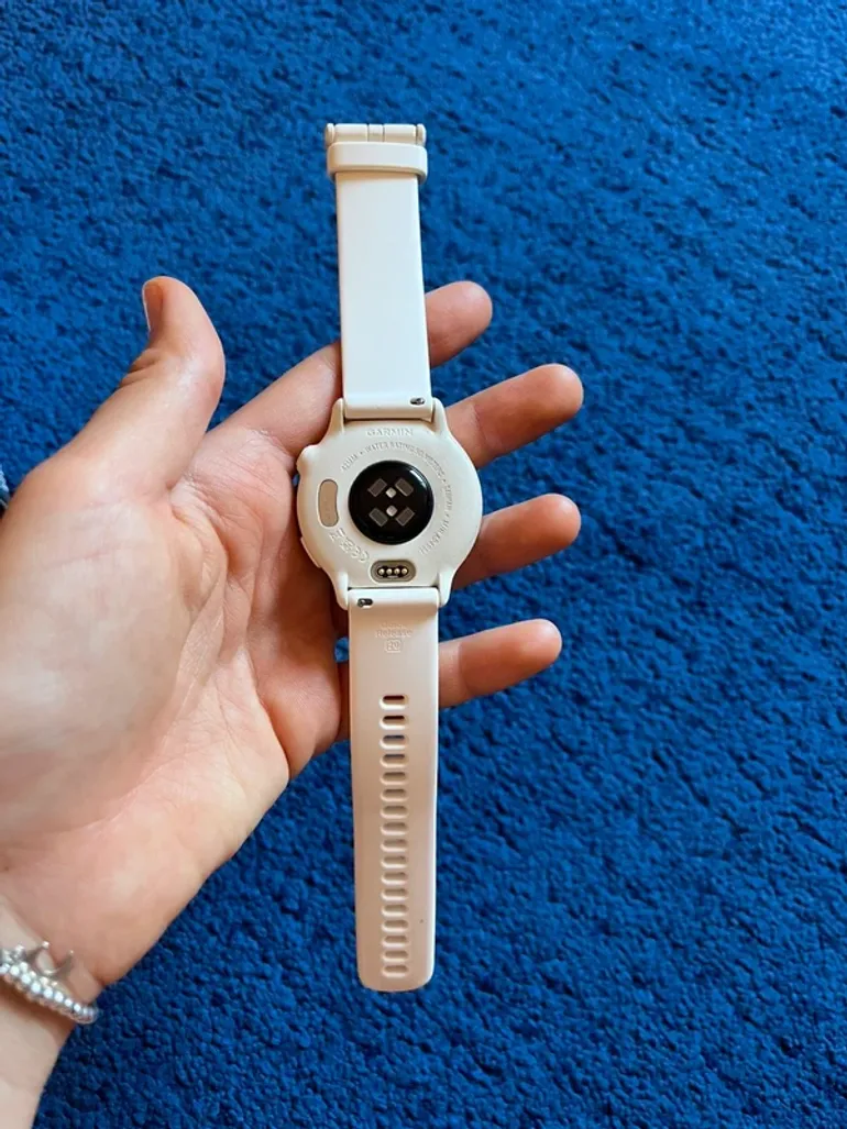 Used Garmin Vivoactive 6 bike — image 6 of 9