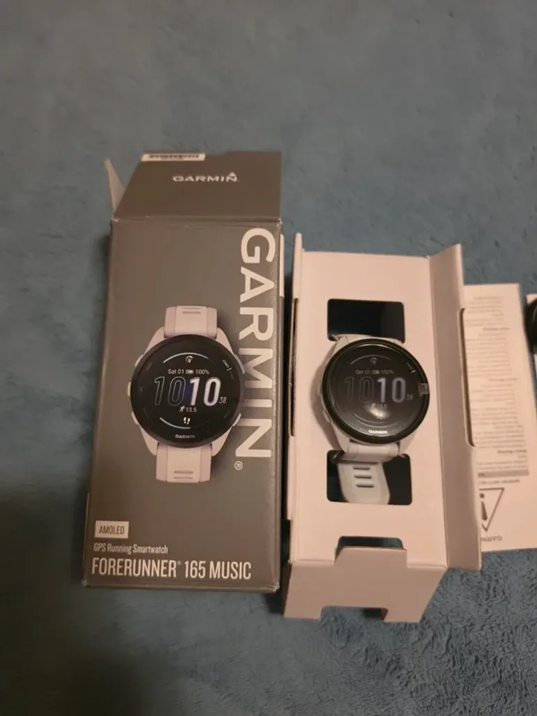 Used Garmin Forerunner 165 Music bike — image 3 of 4