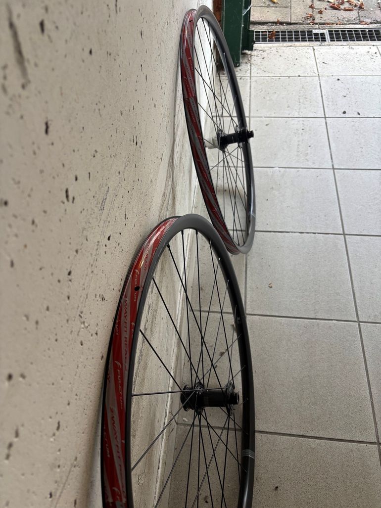 Gebrauchtes Fulcrum Lite GR Wheels 2026 bike — Bild 4 von 5
