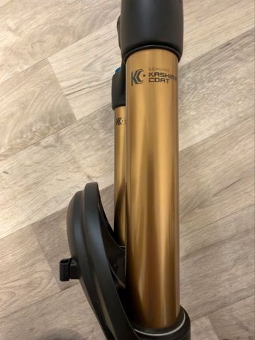 Gebrauchtes Fox Factory 38 2023 bike — Bild 2 von 10