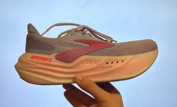 Used Brooks Glycerin Max bike — image 3 of 6