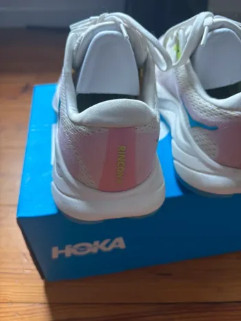 Used Hoka Rincon 4 bike — image 4 of 9
