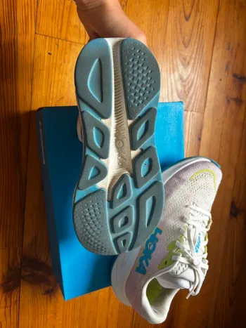 Used Hoka Rincon 4 bike — image 7 of 9