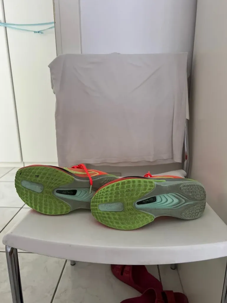 Used Nike Zoom Fly 6 bike — image 6 of 6
