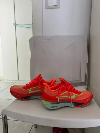 Used Nike Zoom Fly 6 bike — image 4 of 6