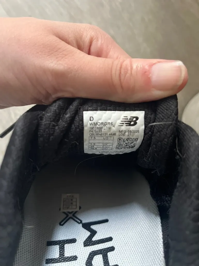 New Balance Fresh Foam X More v6 bike usato — immagine 5 di 5