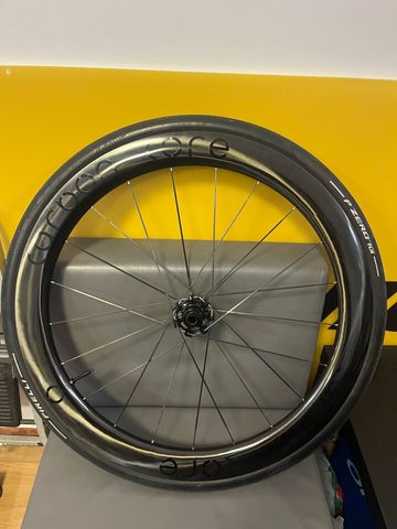 Carbon core Wheels 55mm 2026 bike d'occasion — image 3 sur 3