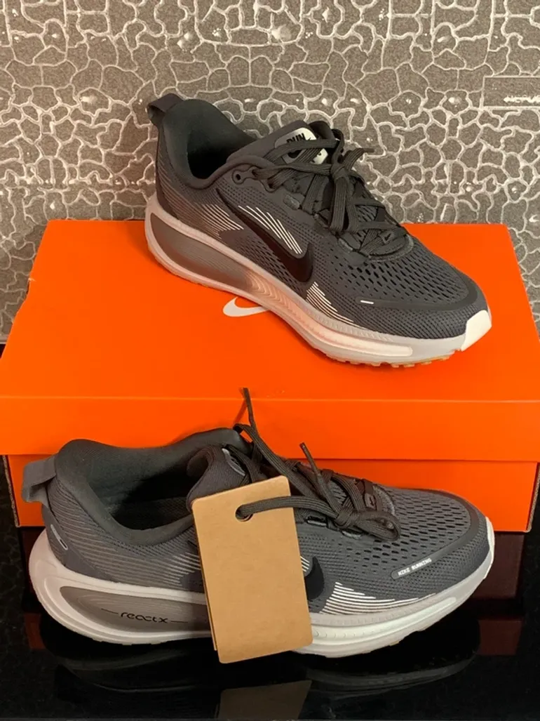 Tweedehands Nike Vomero 18 bike — afbeelding 4 van 15