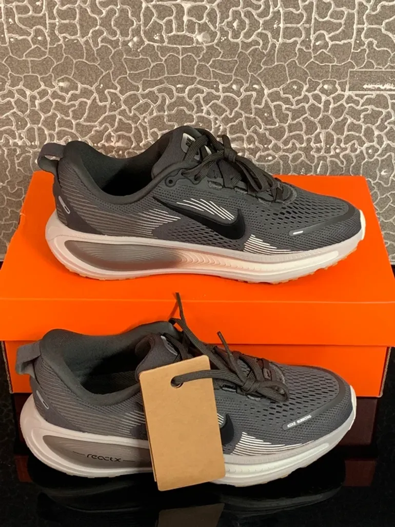 Tweedehands Nike Vomero 18 bike — afbeelding 5 van 15