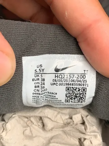 Tweedehands Nike Vomero 18 bike — afbeelding 14 van 15