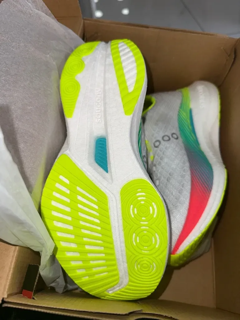 Used Saucony Endorphin Speed 5 bike — image 4 of 5