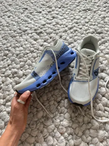 Używany Lightweight Cloudmonster Running Shoes