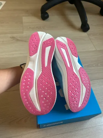 Gebrauchtes Hoka Young bike — Bild 5 von 5