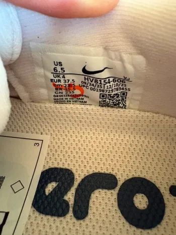 Tweedehands Nike Vomero Plus bike — afbeelding 6 van 7